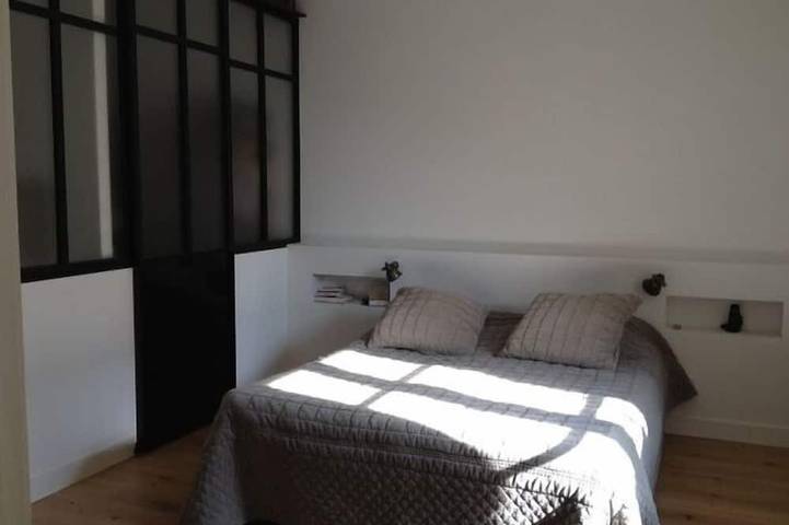 Location de vacances pour 13 personnes, avec balcon et jardin dans Plage De La Jetee Andernos Les Bains - 2