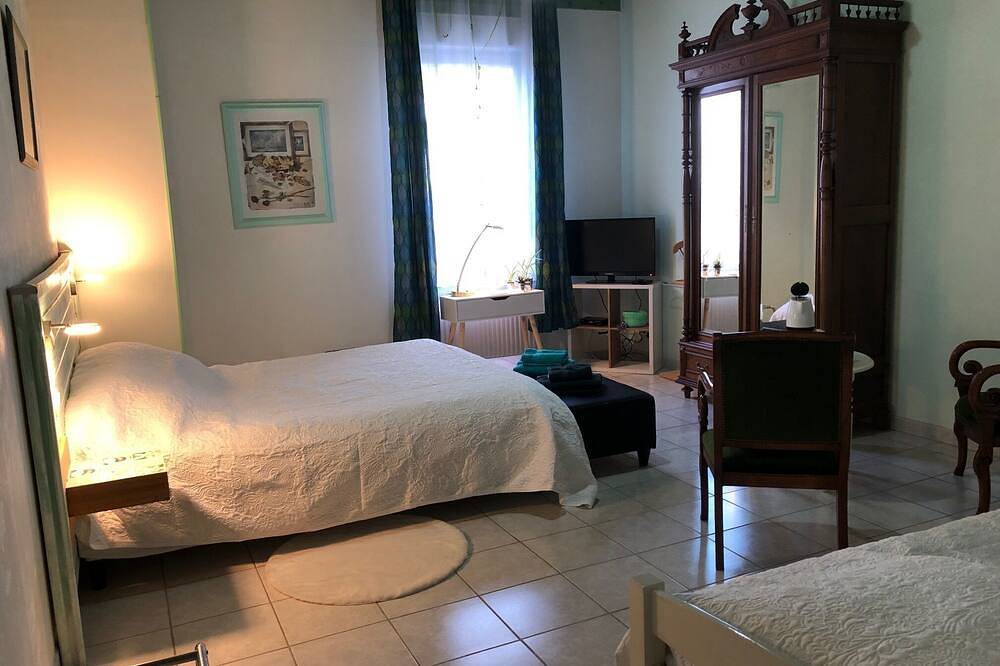 Chambre Coline - A peaceful escape in the heart of nature in Castelsarrasin, Tarn y Garona