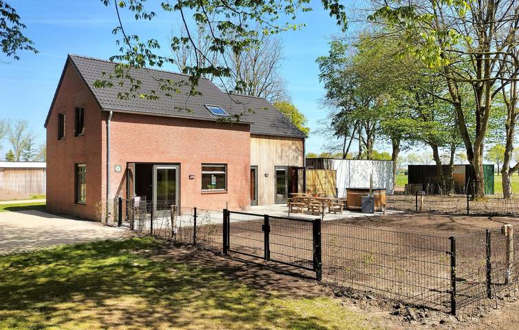 Ferienhaus für 14 Personen, mit Garten und Terrasse sowie Ausblick