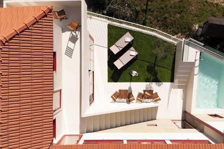 Apartamento de férias para 6 pessoas, com varanda e jardim e ainda jacuzzi em Castelo de Paiva