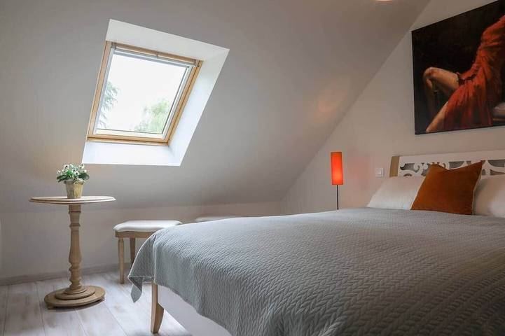 Location de vacances pour 13 personnes, avec jardin ainsi que piscine et balcon, animaux acceptés à Continvoir - 2