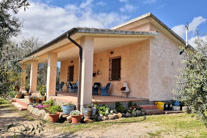 Villa für 4 Personen, mit Garten auf Sardinien - 2