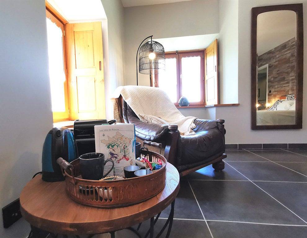 Le Clos des Pierres Rouges - Chambre Chez Léontine in Saint-Privat-d'Allier, Haute-Loire