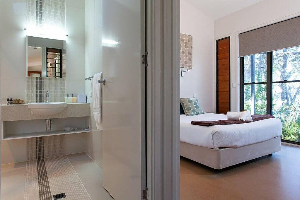 Eumarella Shores Noosa Lake Retreat - 1 brm in Noosa