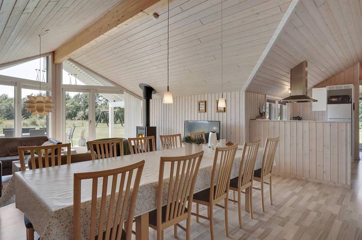 Ferienhaus für 10 Personen, mit Terrasse und Whirlpool sowie Sauna, mit Haustier in Tranum Strand - 4