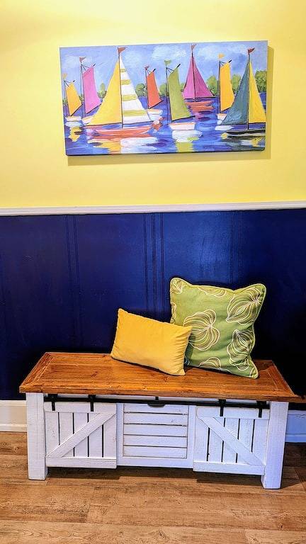 Vacation rental for 6 people, with pool and balcony in Pine Knoll Shores