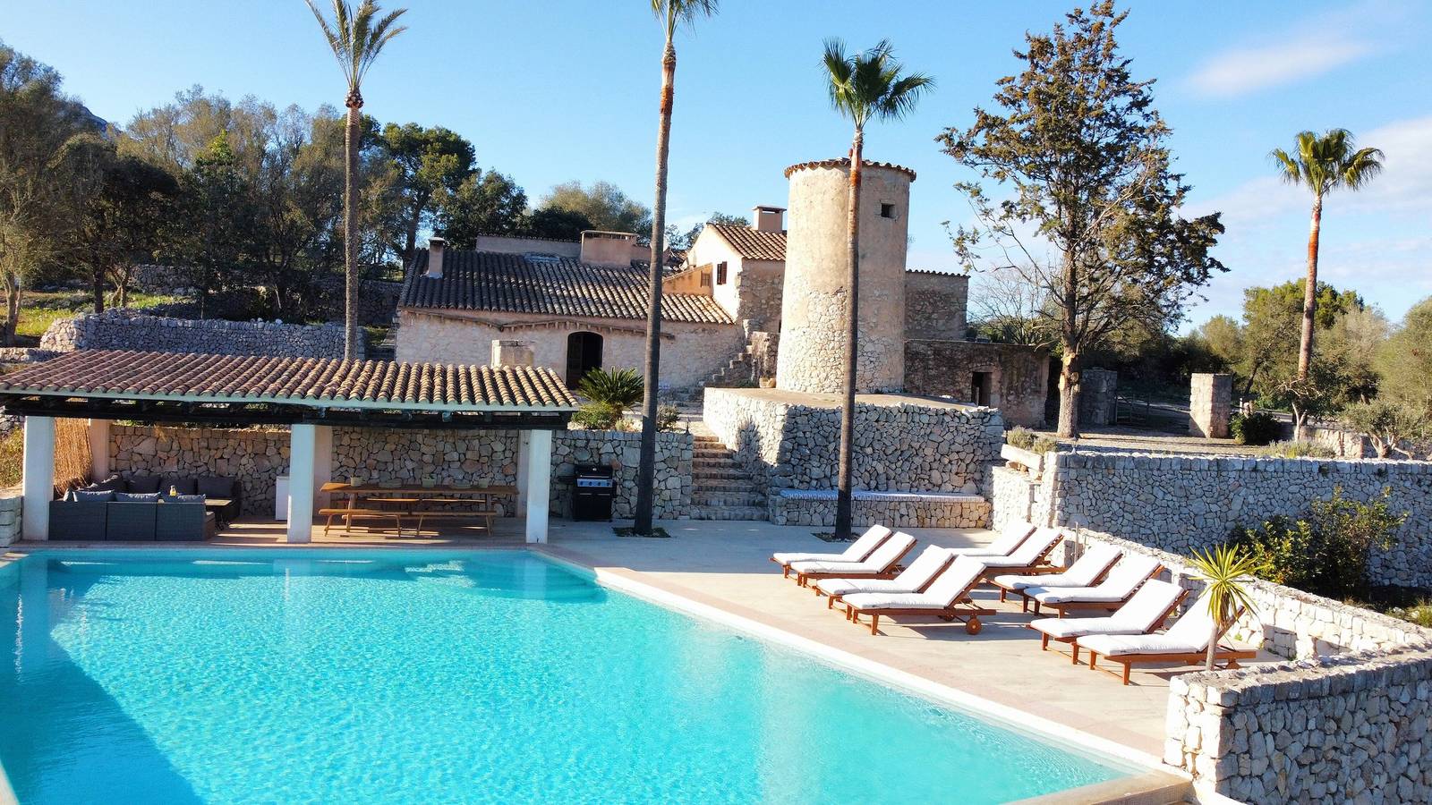 Casa rurale Son Fluxá con piscina e vista sulle montagne in Llucmajor, Sud di Maiorca