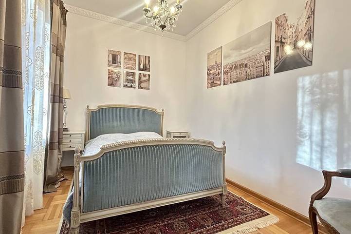 Villa large garden, outdoor pool, 25 mins to central Warsaw in Mazovie