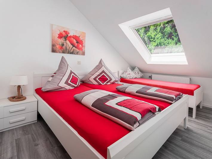 Ferienwohnung für 5 Personen, mit Balkon/Terrasse und Balkon sowie Sauna im Waldecker Land - 4