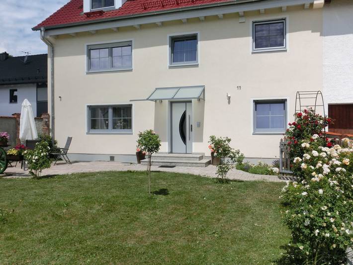 Ferienwohnung für 3 Personen, mit Garten in Egenhofen