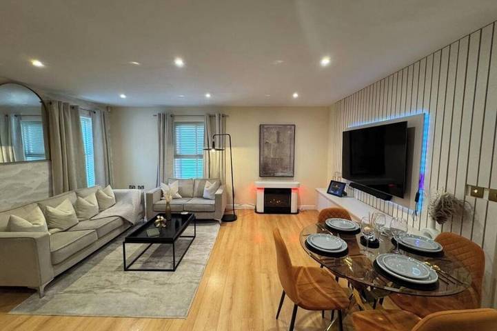 Vacation rental for 4 people, with yard in York