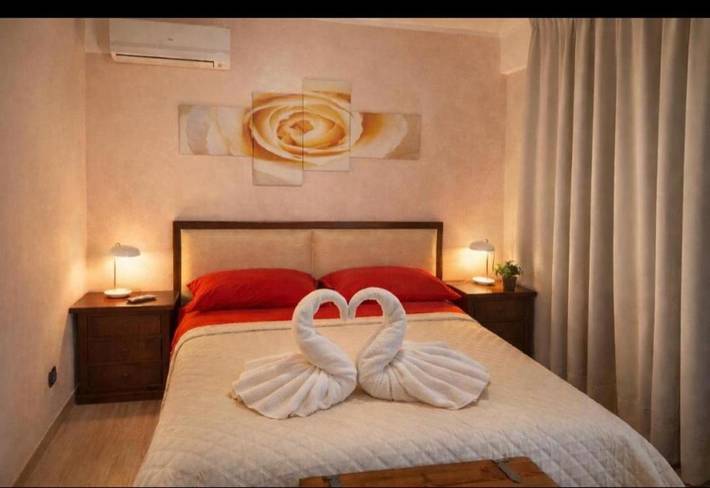 Ferienwohnung für 5 Personen, mit Garten und Ausblick, kinderfreundlich in Taranto