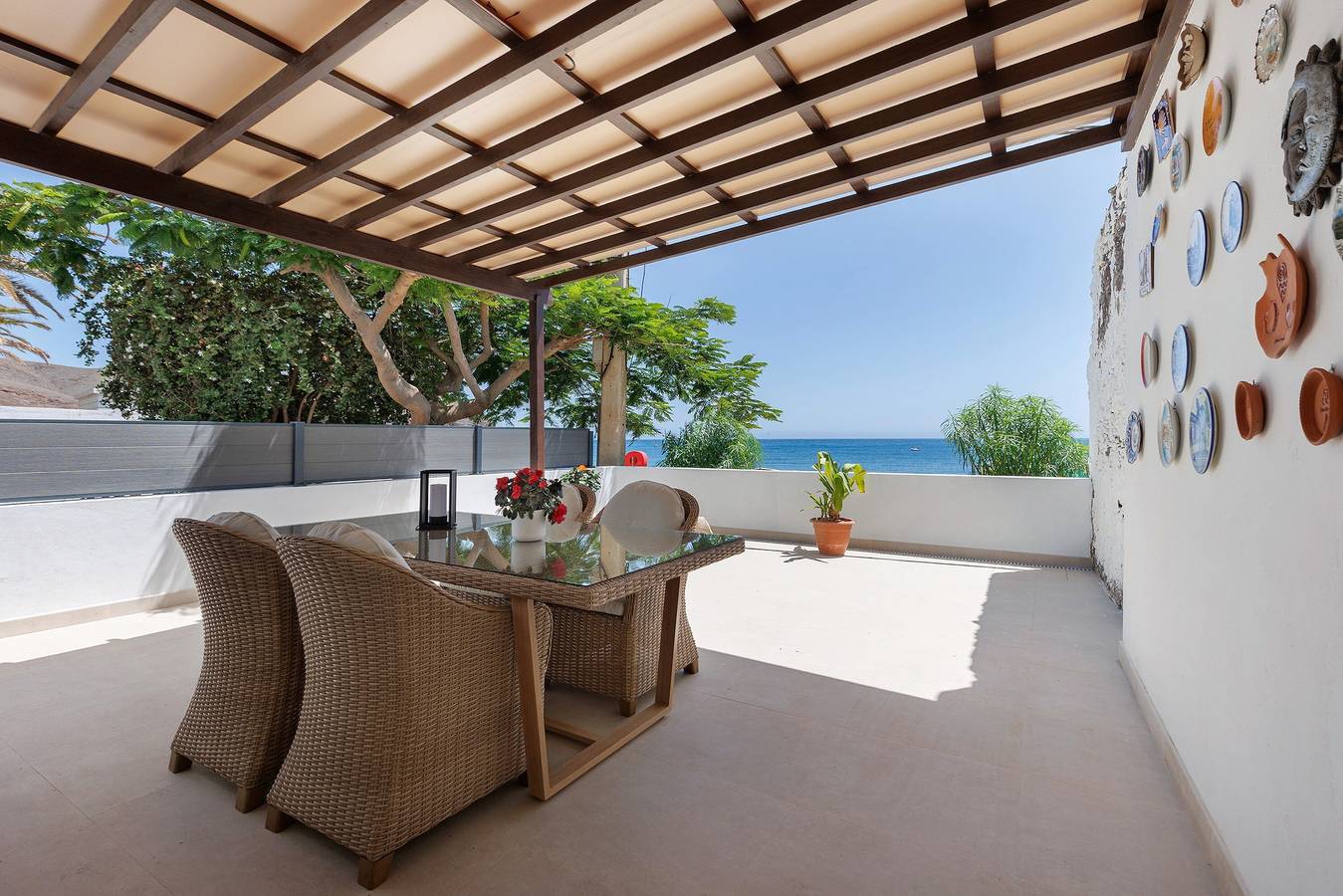 Apartamento inteiro, Férias 'La Lajita Beach Estúdio' com vista mar, Wi-Fi e ar condicionado in La Lajita, Pájara
