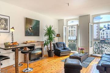 Gîte pour 2 personnes, avec balcon dans Port Saint-Goustan