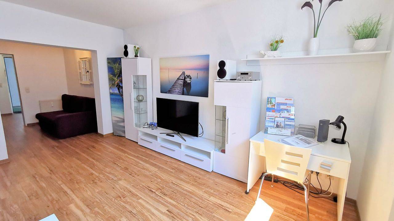 Ganze Ferienwohnung, Ferienwohnung für 2 Personen (48 m²) in Friedrichshafen in Friedrichshafen, Region Bodensee-Oberschwaben