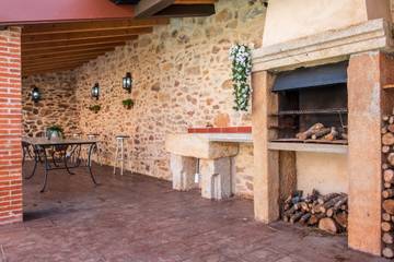 Gîte pour 12 Personnes dans Santiz, Castille-et-León, Photo 2