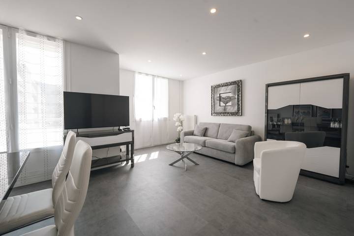 Entire apartment, #Hv | Le Panorama 🏔️ in L'Isère, Isère