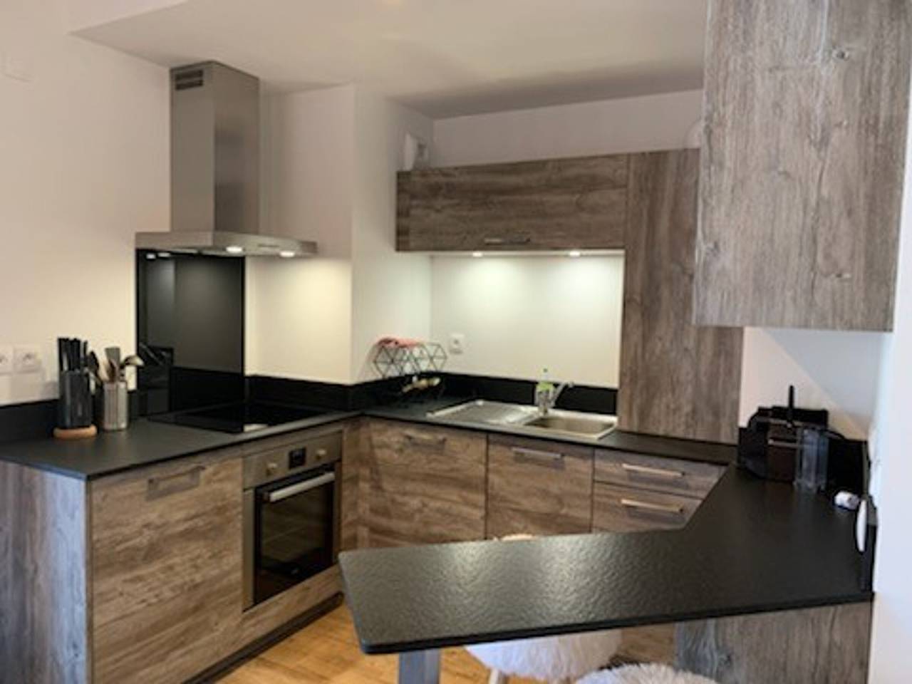 Entire apartment, Cozy apartment with balcony and garage in Châtel for 4 people in Châtel, Les Portes du Soleil