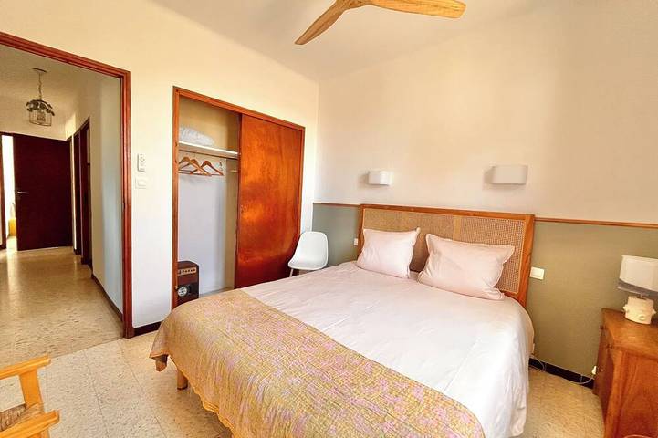 Location de vacances pour 8 personnes, avec Balcon et Jardin dans Plage de la Madrague (Giens) - 4