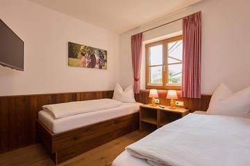 Hütte für 5 Personen in Mittenwald, Bayerische Alpen, Bild 2
