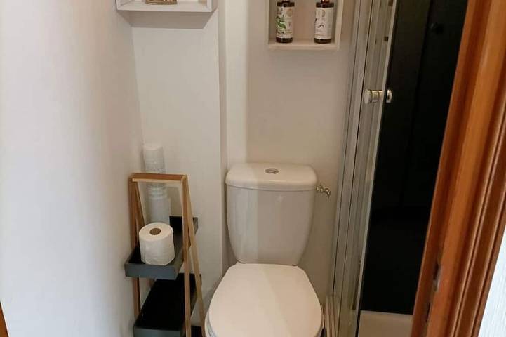 Gîte pour 2 personnes, animaux acceptés dans Tenay - 2