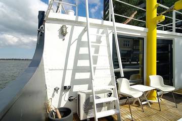 Houseboat for 2 People in Amsterdam Oost, Dutch Coast, Photo 1