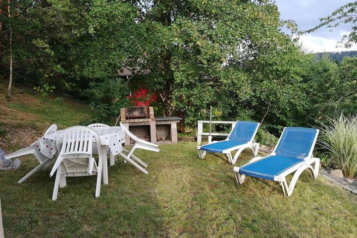 Ferienwohnung für 6 Personen, mit Garten