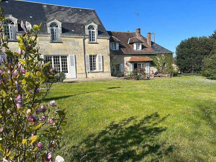 Location de vacances pour 8 personnes, avec vue et jardin, animaux acceptés à Troo