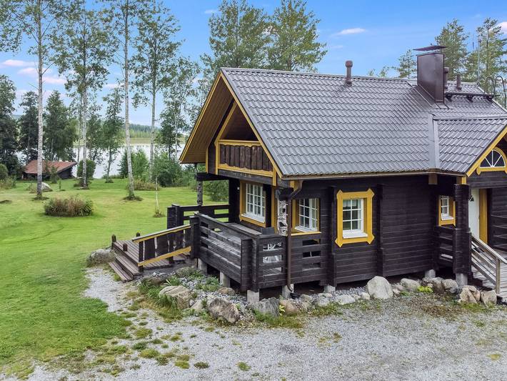 Ferienhaus für 6 Personen, mit Terrasse und Sauna in Finnland