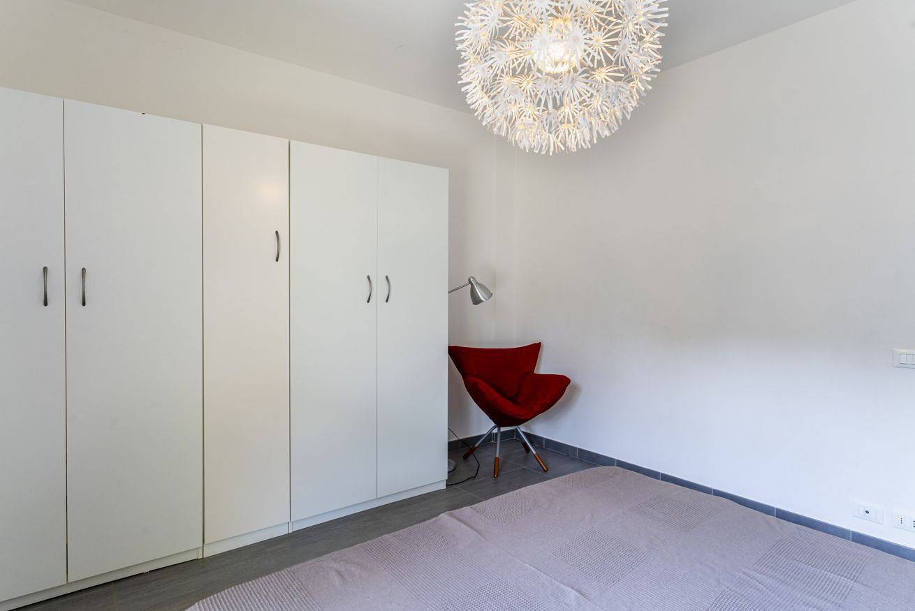 Entire apartment, Museo Fattori Roomy Apartment with Balcony! in Livorno, Etruscan Coast