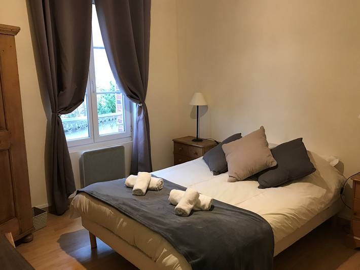 Gîte pour 8 personnes, avec jardin et terrasse, animaux acceptés