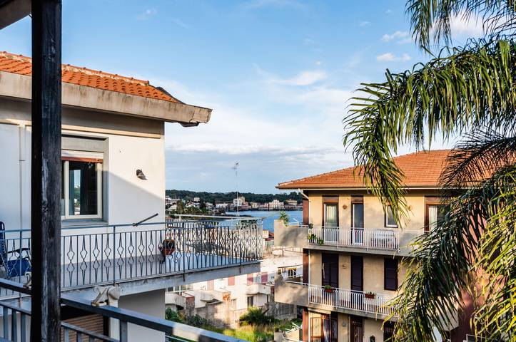 Appartement de vacances pour 6 personnes, avec Balcon dans Acitrezza