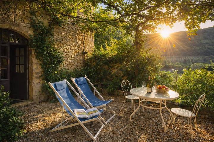 Location de vacances pour 2 personnes, avec jardin et vue à Autoire - 2