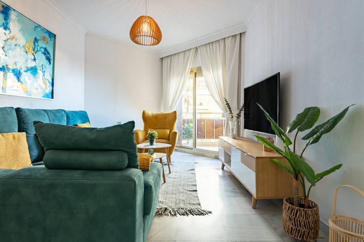 Ganze Wohnung, Ferienwohnung „Doña Sofía“ mit Meerblick, privaten Terrassen & Wlan in Playa del Castillo (Fuengirola), Fuengirola