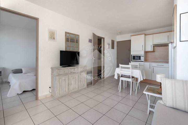 Apartamento vacacional entero, P2 in residence on the beach- parking in Port Camargue, Le Grau-du-Roi