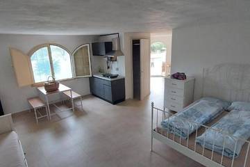 Camping per 4 Persone in Cardedu, Provincia di Ogliastra, Foto 1