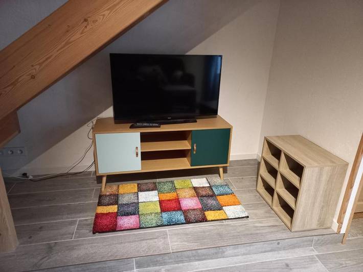 Gîte pour 6 personnes, avec vue ainsi que terrasse et jardin à Saint-Aventin - 4