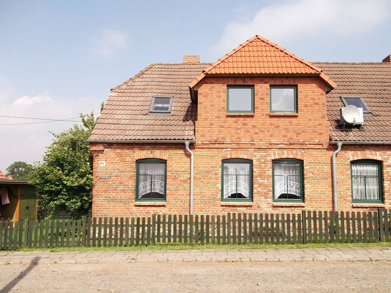 Ganze Wohnung, Appartement mit Garten, Grill und Terrasse in Kuhlen-Wendorf, Ludwigslust-Parchim