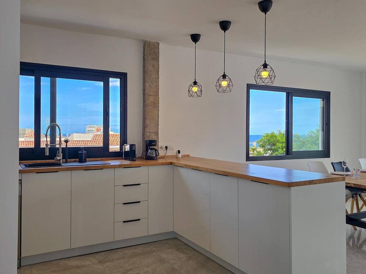 Stunning Villa with Private Pool and Garage in Tabaiba in Tabaiba, El Rosario