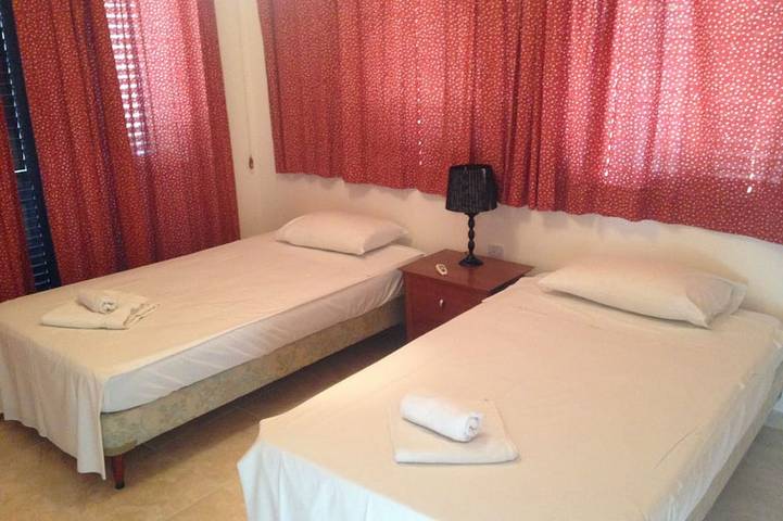 Location de vacances pour 6 personnes, avec jardin à Coral Bay - 4