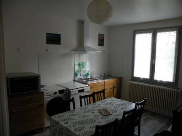 Gîte pour 5 personnes, avec jardin à Orcival (Puy-de-Dôme)