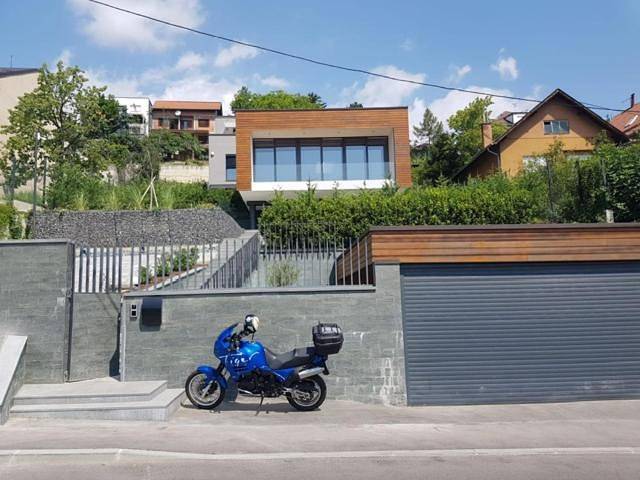 Villa pour 6 personnes, avec piscine et vue ainsi que terrasse et sauna, animaux acceptés à Zagreb