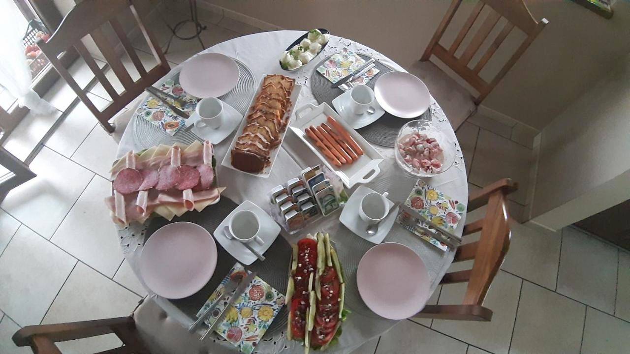 Cały apartament wypoczynkowy, Apartament wakacyjny dla 4 osób z ogród in Tarnowskie Góry, Śląsk