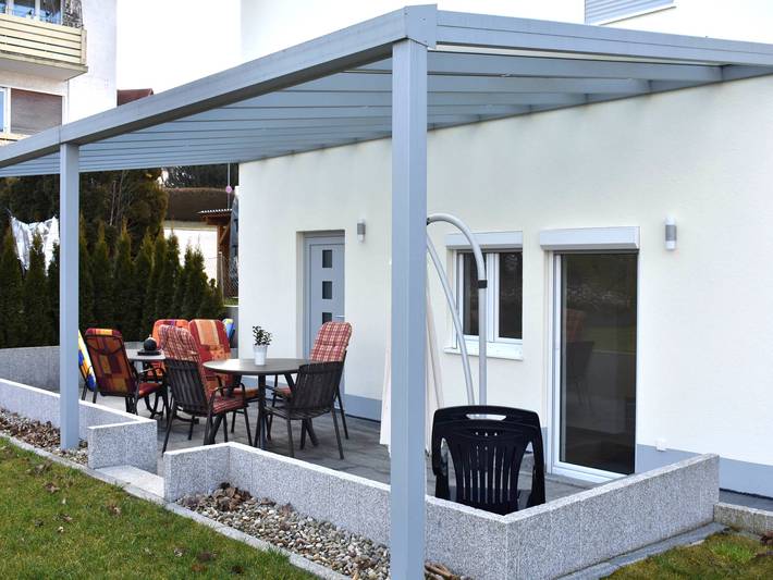 Ganze Wohnung, Ferienhaus Anni - Ferienwohnung mit überdachter Terrasse in Leipheim, Bayerisch Schwaben