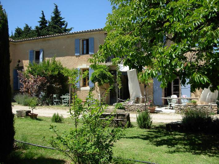 Gîte pour 3 personnes, avec Terrasse et Jardin dans le Vaucluse - 2