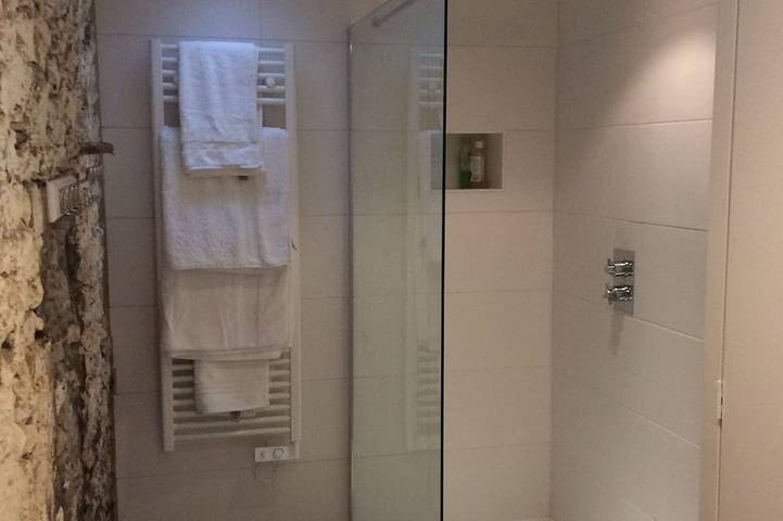 Gîte pour 2 personnes, avec jardin et terrasse à Gouville-sur-Mer - 4