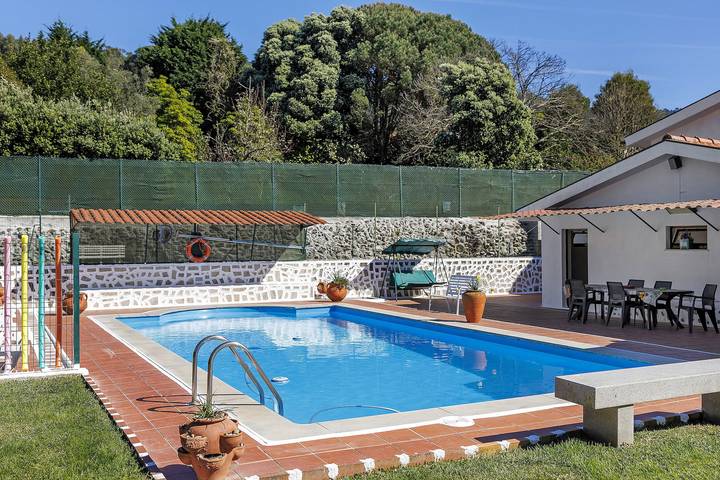 Casa Vacacional 'Vivenda Taborda' con Vistas al Mar, Piscina Privada y Wi-Fi in Carreço, Distrito de Viana do Castelo