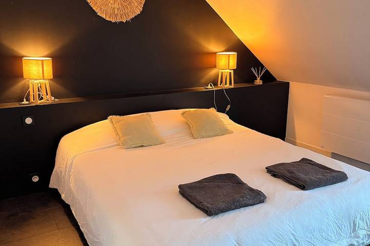 Ganze Wohnung, Granville 3-bedroom apartment in Granville, Côte de la Déroute