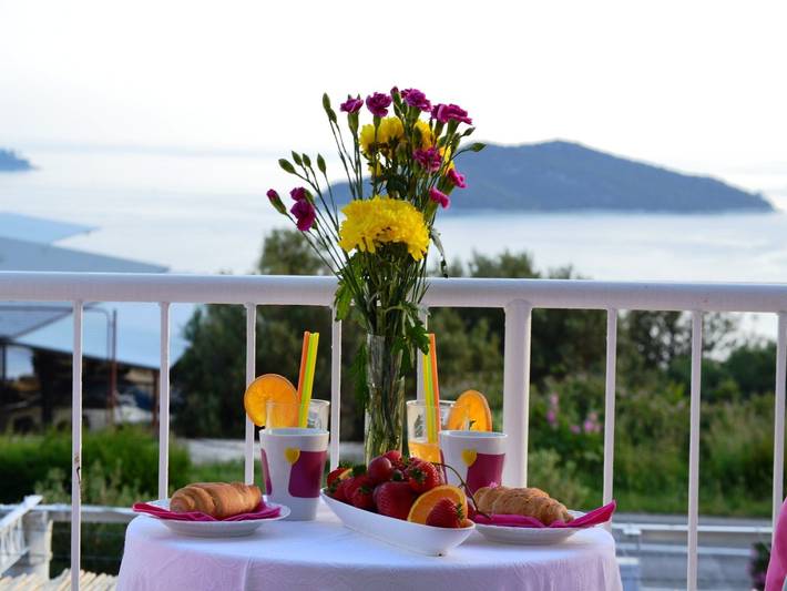 Villa per 13 persone, con giardino e terrazza, con animali domestici a Grad Dubrovnik