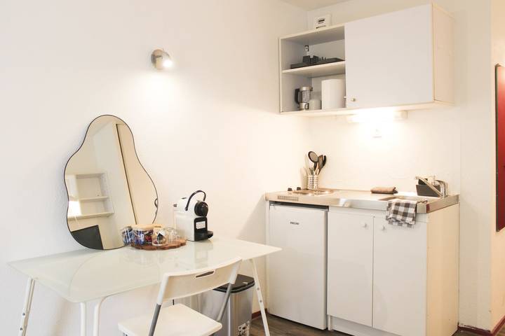 Estudio entero, Practical studio in the heart of La Défense in Courbevoie, Altos del Sena